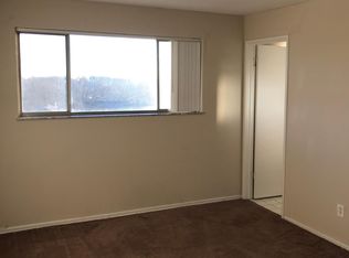 2 Heartwoods Ct APT F, Saint Louis, MO 63132