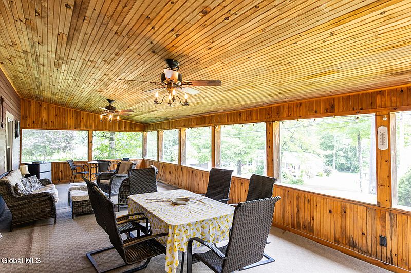 3rd image of 489 Hadlock Pond Road