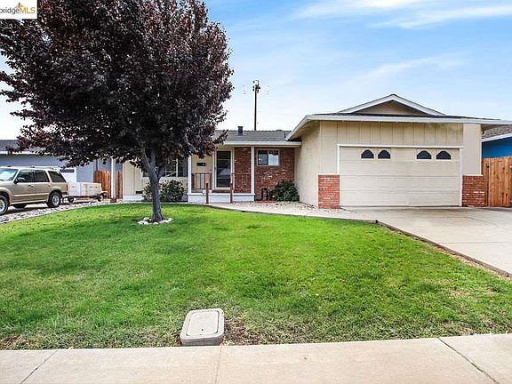 2nd image of 1508 Hill Dr