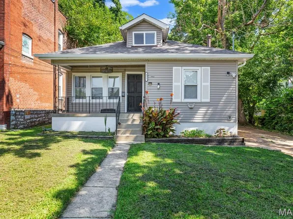 6917 Garner Ave, Saint Louis, MO 63139