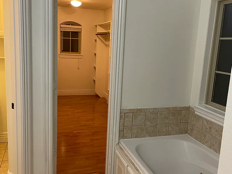 4000 SW Sycamore St — Photo 10