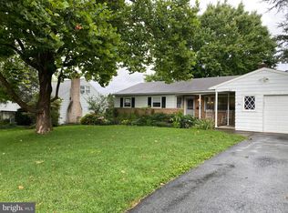 915 Turner St, Emmaus, PA 18049