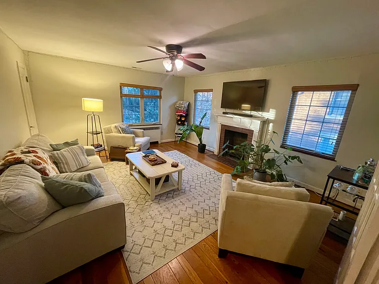 3784 Hyde Park Ave #3 — Photo 2