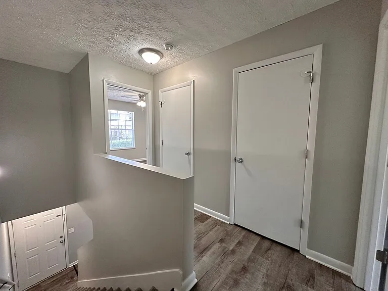 2021 N Sizer Ave #L — Photo 57