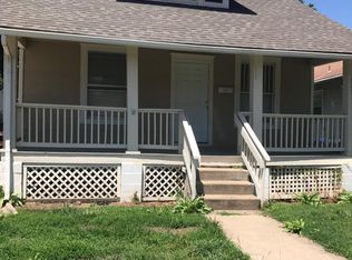 212 SE 17th St, Topeka, KS 66612