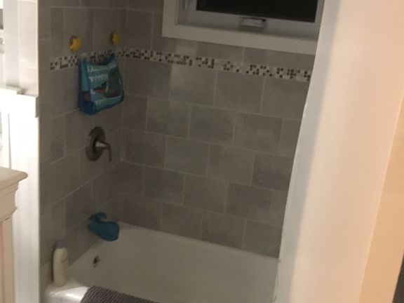 2nd image of 161 Essex St #2