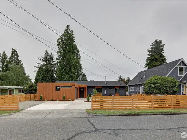 1324 N Hawthorne Street, Tacoma, WA 98406