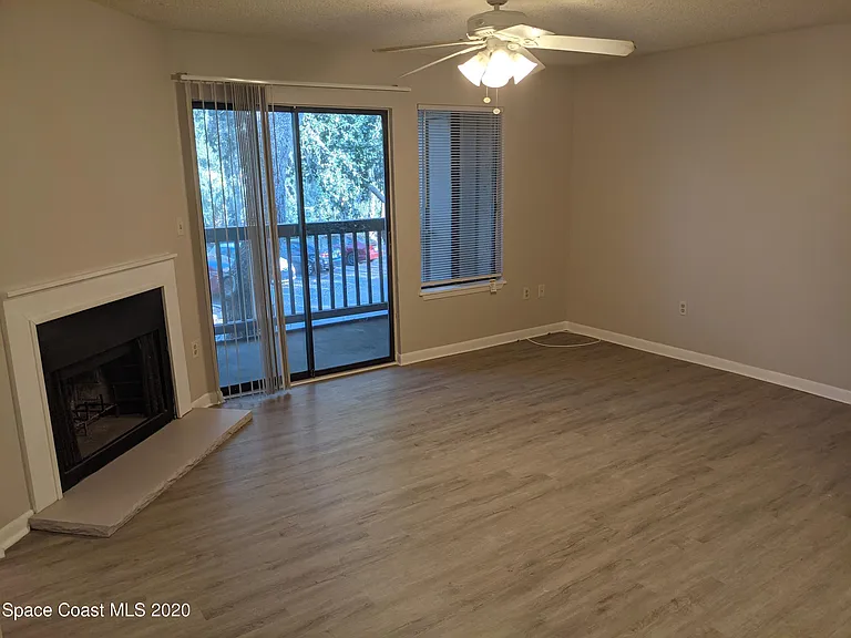3510 Sable Palm Ln #E — Photo 7