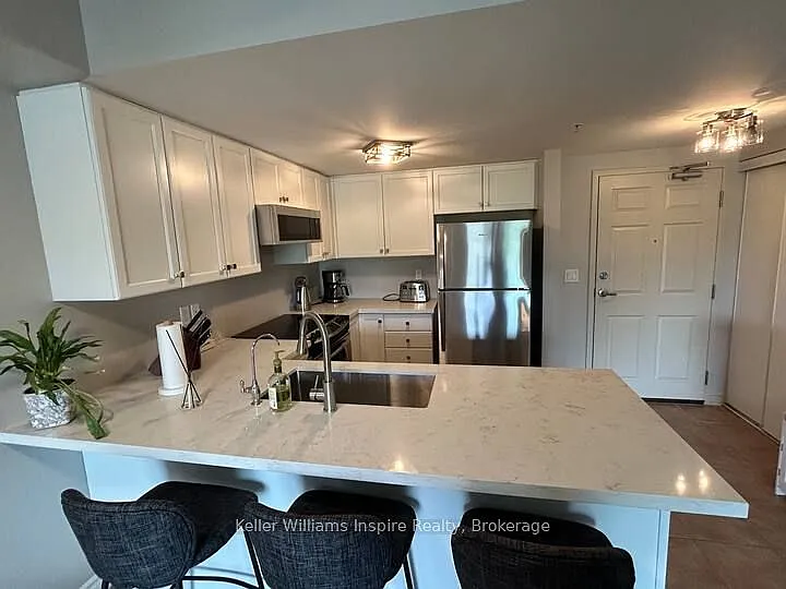 2 bed, $2,650 — Photo 4