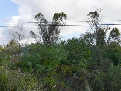 52394 Elaine St, New Orleans, LA, 70126