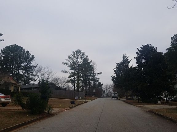 5th image of 7613 Old South Ln