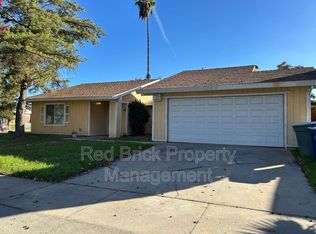 1552 Sacramento Dr, Merced, CA 95348