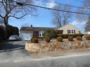 81 Forest St, Stoneham, MA 02180