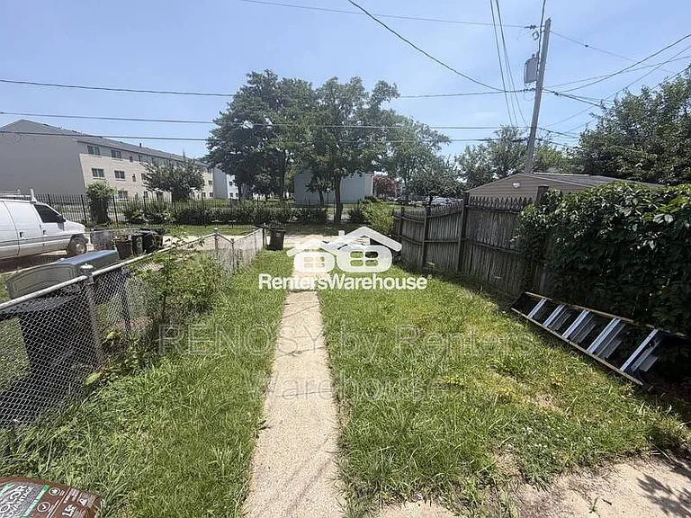 2067 Larkhall Rd — Photo 7