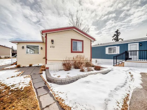 272 Burroughs Cir NE, Calgary, AB T1Y 6K3