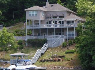 740 Ridgewood Dr, Murphy, NC 28906