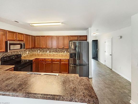 5th image of 4832 Old Towne Village Cir