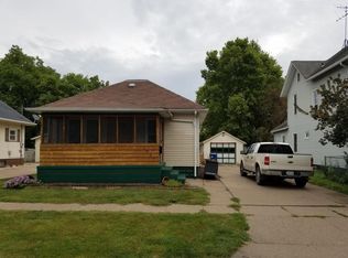 1007 Sycamore St, Muscatine, IA 52761