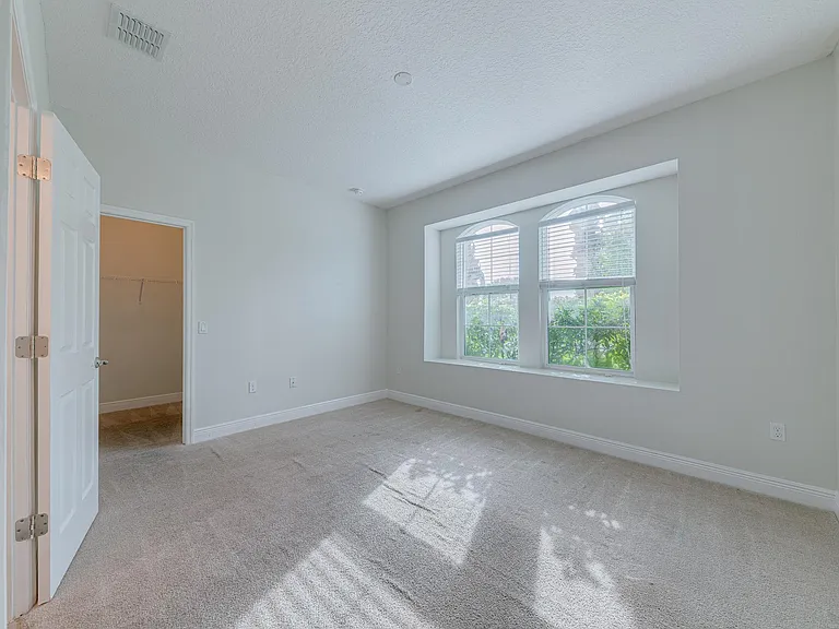 3723 Paradiso Cir — Photo 54
