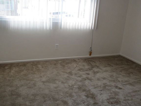 3rd image of 436 E Tamarack Ave APT 1