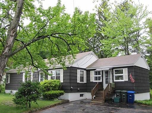 2nd image of 296 Litchfield St