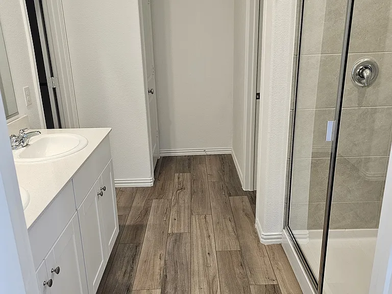 2406 Bold Venture Dr — Photo 19