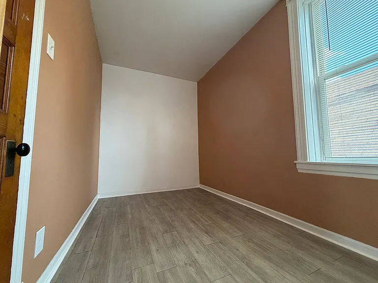 3631 S Hermitage Ave #2 — Photo 8
