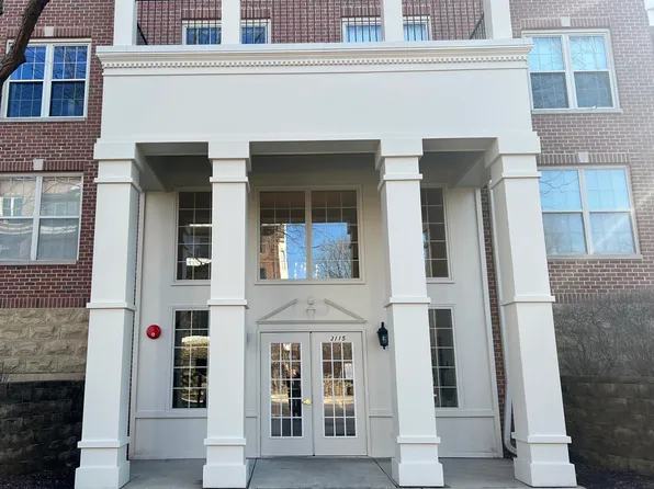 3115 Town Square Dr Unit 406, Rolling Meadows, IL 60008