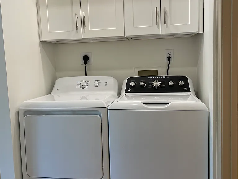 265 Stackpole St #1 — Photo 15