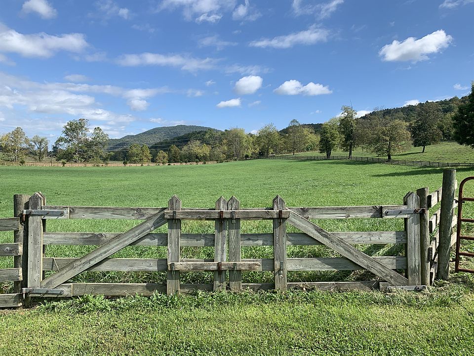 1st image of 3442 N Fork Farm #3