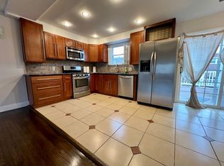 11756 Lanett Rd, Philadelphia, PA 19154