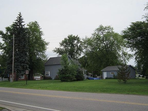 4th image of 22940 Ambassador Blvd NW