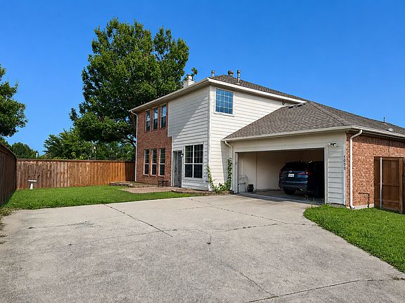 2nd image of 5000 Crossvine Ln