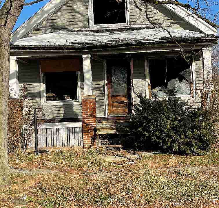 7359 Genoa