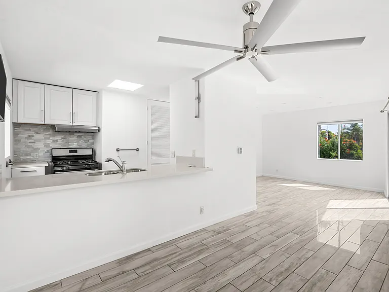 Dining/Living Room