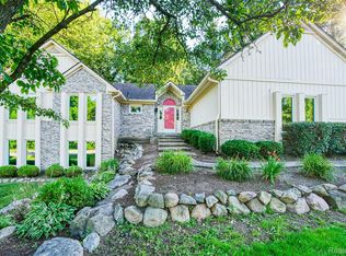 9516 Placid Way, Howell, MI 48843