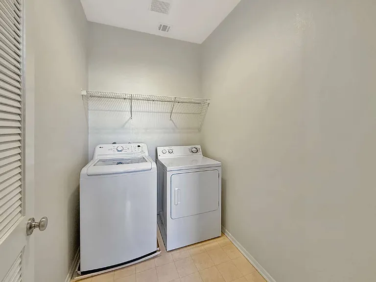 25431 Wharton Dr — Photo 20