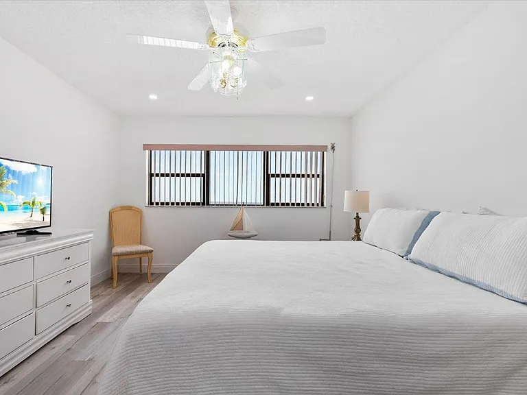 7420 S Ocean Dr #C611 — Photo 10