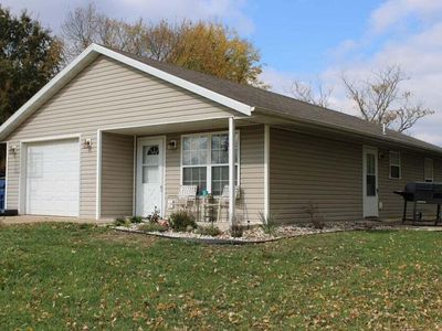 613 Glenwood Dr, New Bloomfield, MO, 65063