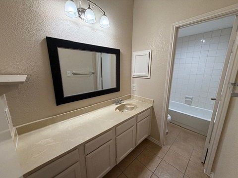 5th image of 3244 Donnelly Cir APT 1111