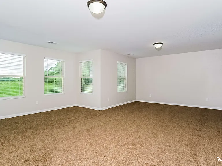 230 Harold Murphy Dr — Photo 5