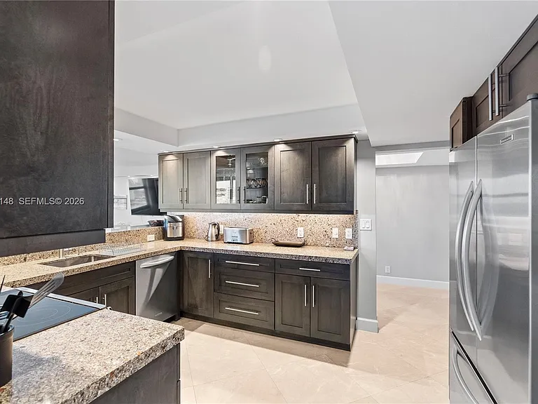 1920 S Ocean Dr #17D — Photo 9