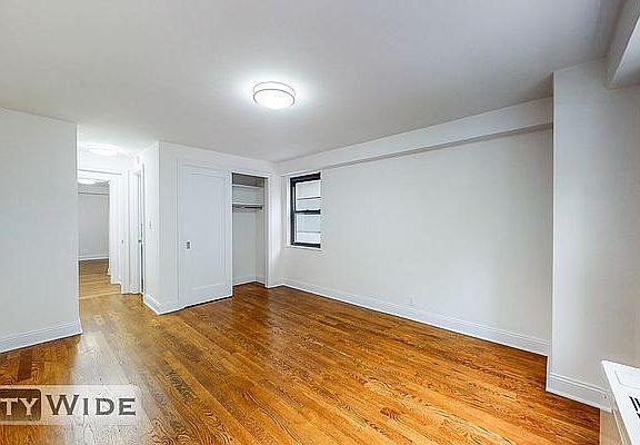 3rd image of 401 E 88th St #2BA