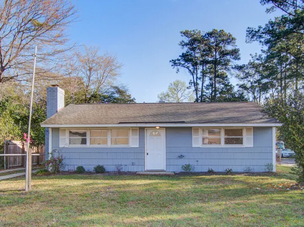 5918 Griffin St, Hanahan, SC 29410