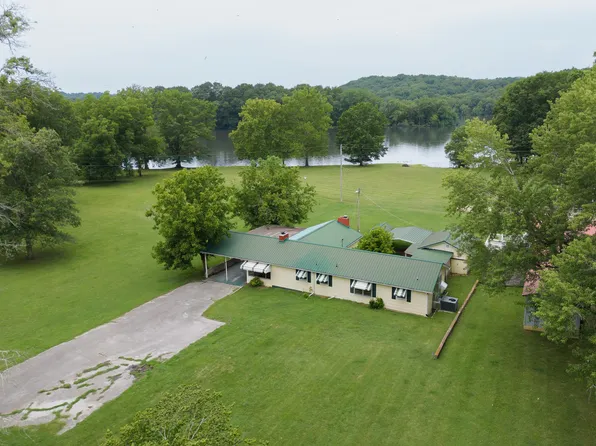 1104 Shady Cove Rd, Castalian Springs, TN 37031