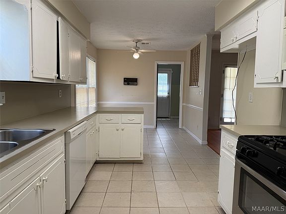 5th image of 2116 E Aberdeen Dr