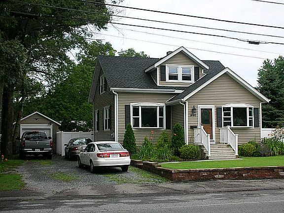 2nd image of 1440 Newman Ave