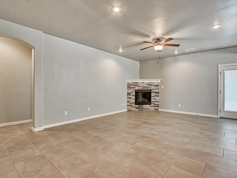 7896 Enchanted Path Dr — Photo 37
