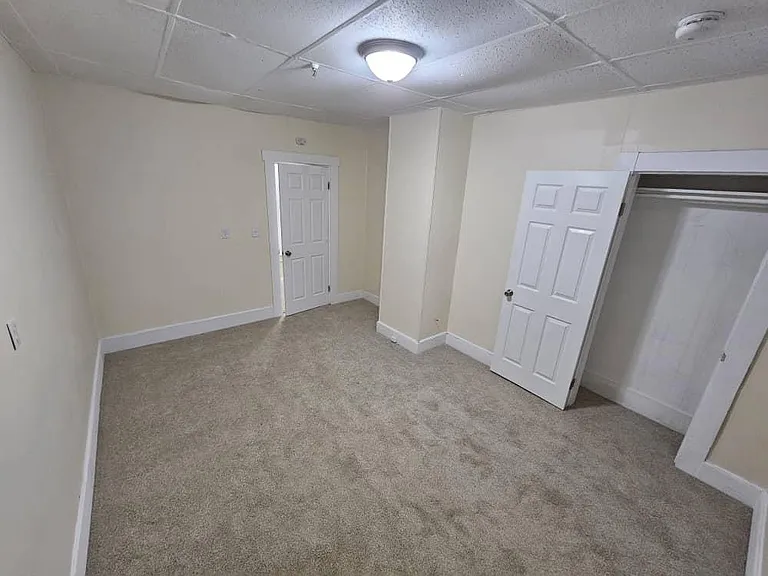348 Walker St #1 — Photo 37