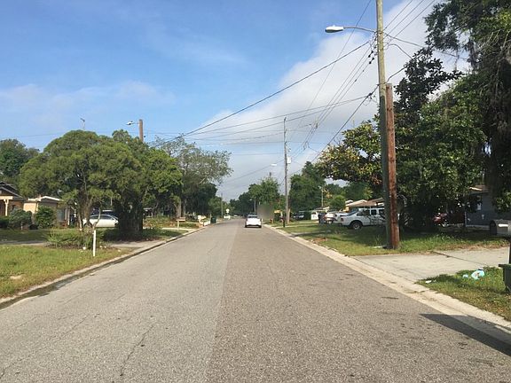 4th image of 3712 Shadowlawn Ave